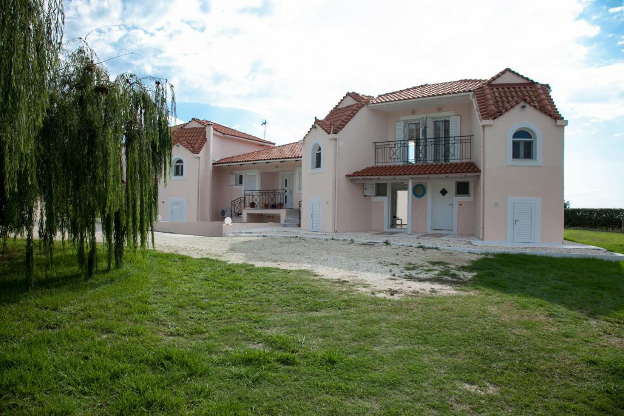 Cavaliere Houses Lixouri Eksteriør billede